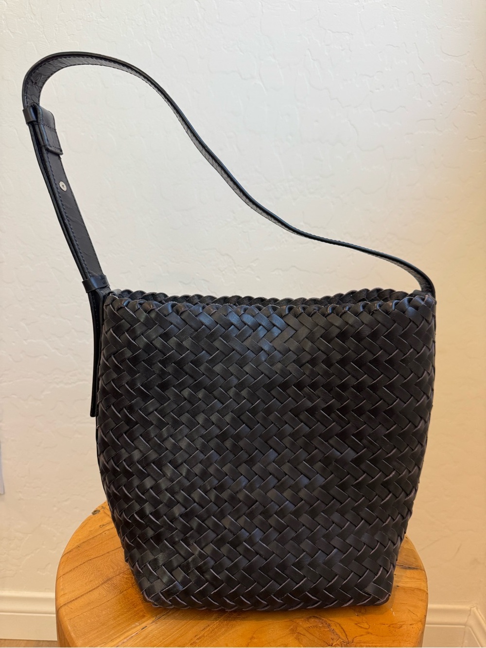 Mango Woven Leather Bucket Bag in Black - Picture 2 of 13